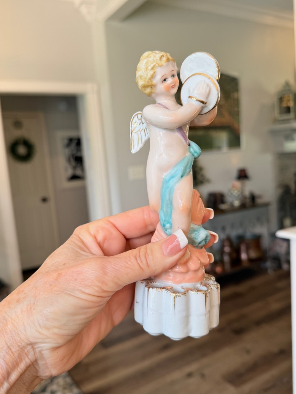 Vintage Porcelain Cherub Flower Frog - Picture 5 of 14